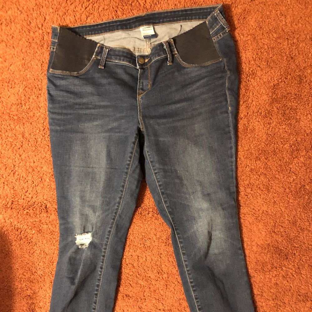 Old Navy Maternity Skinny Jeans size 16
